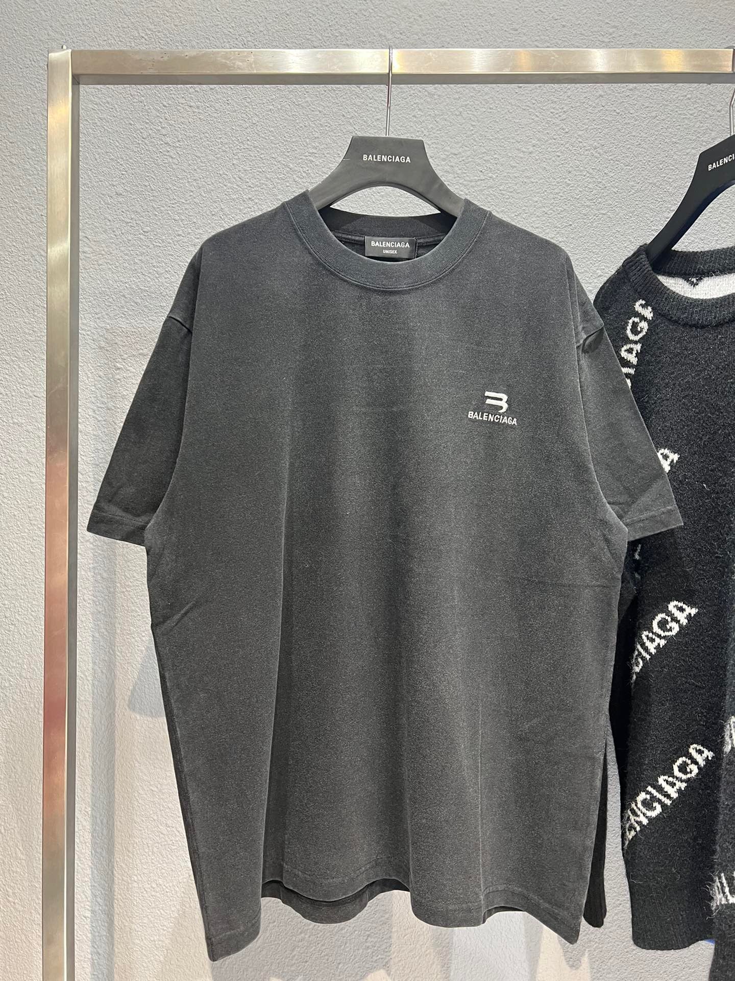 Best Replica Balenciaga T-shirt - Colareps