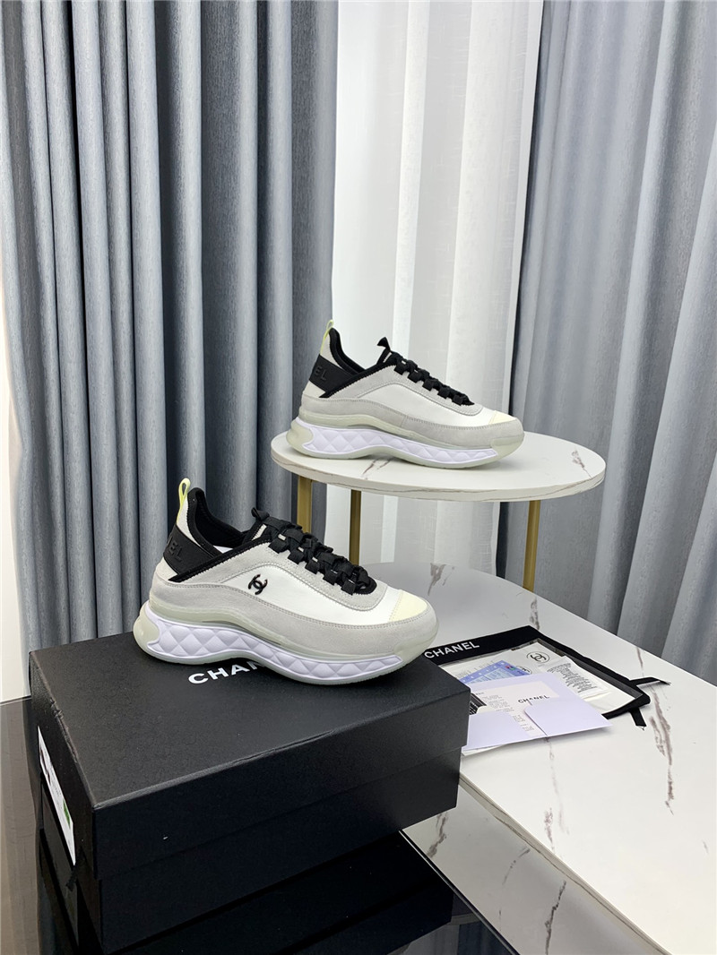 Best Replica Chanel new color matching casual sneakers - Colareps