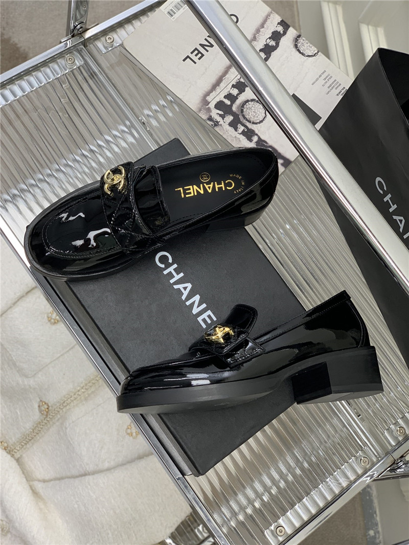 Best Replica Chanel double C logo shoes - Colareps