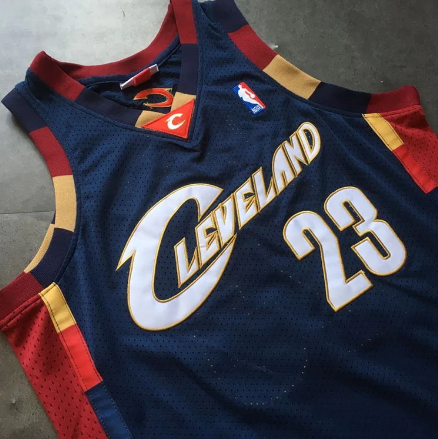 Best Replica LEBRON JAMES CLEVELAND CAVALIERS THROWBACK JERSEY - Colareps