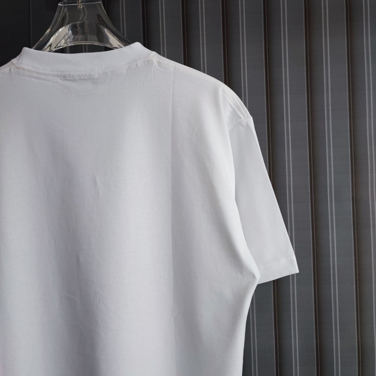 Best Replica Balenciaga T-shirt - Colareps