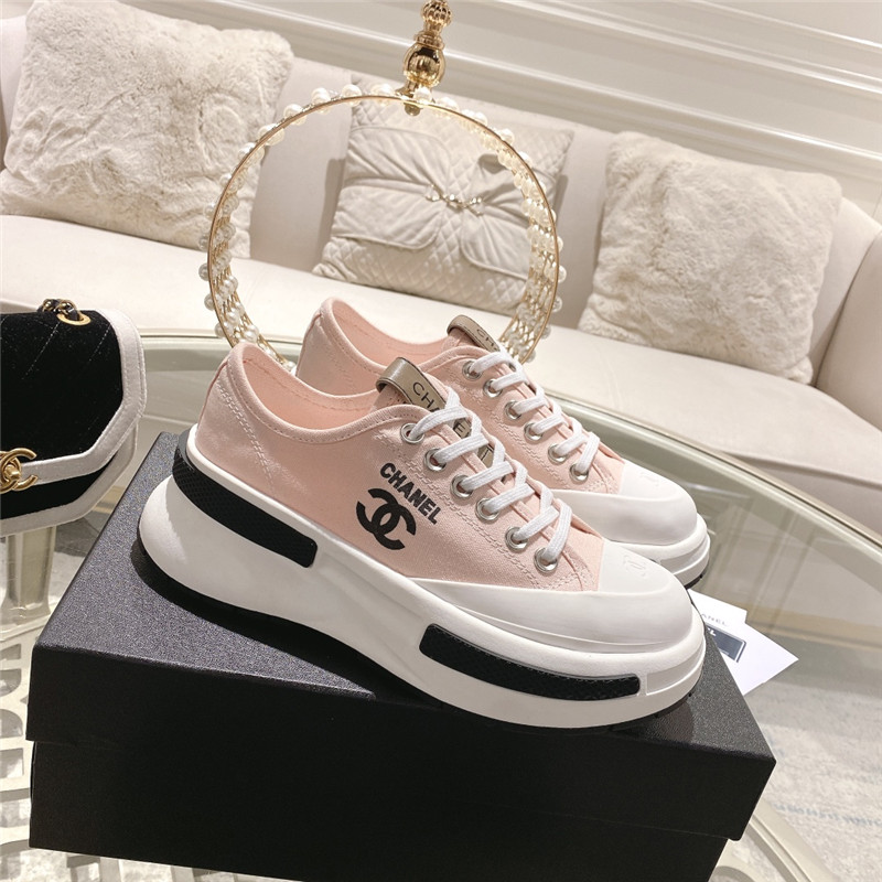 Best Replica Chanel early spring new canvas shoes - Colareps