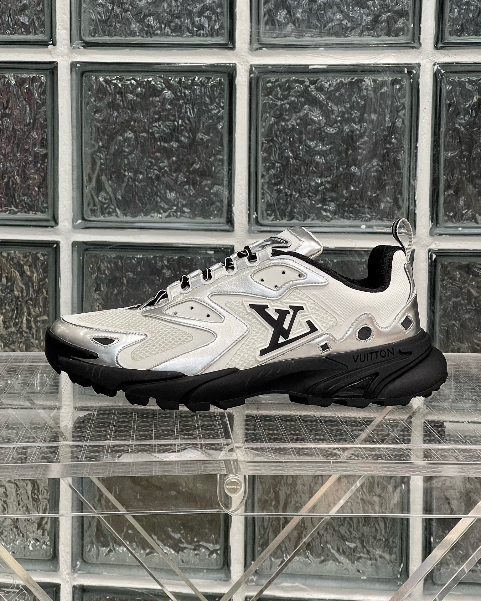 Best Replica Louis Vuitton Runner Tatic Sneaker - Colareps