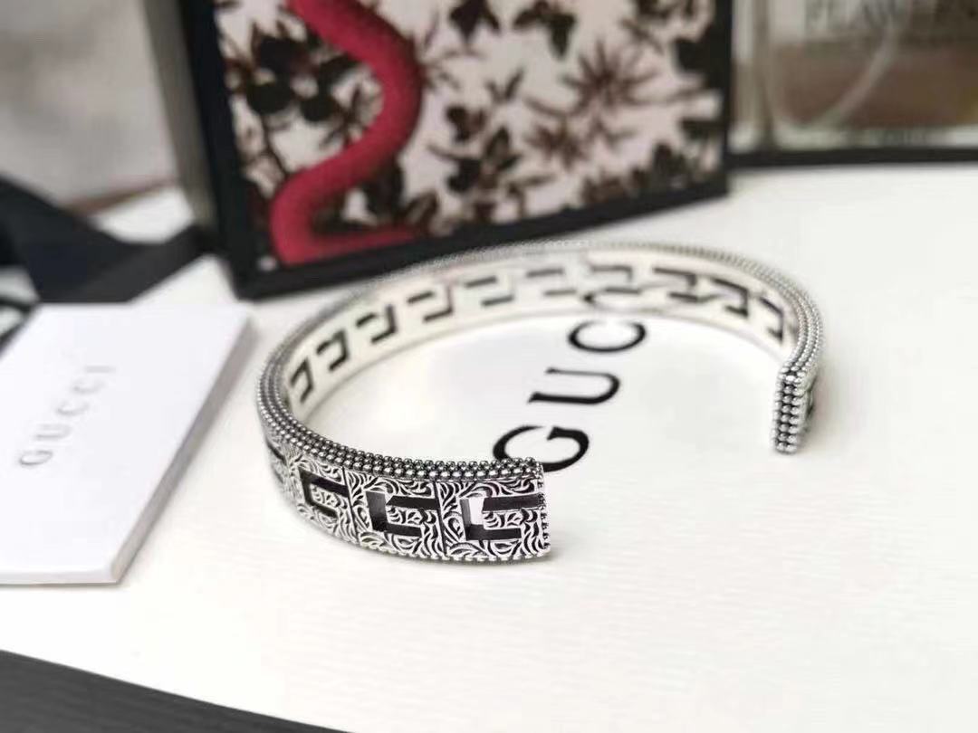 Best Replica Gucci Cuff Bracelet - Colareps