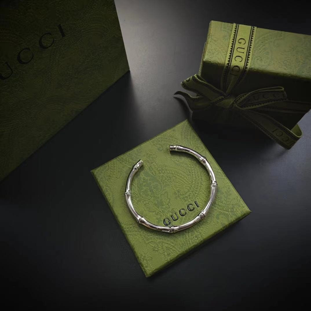 Best Replica Gucci Cuff Bracelet - Colareps