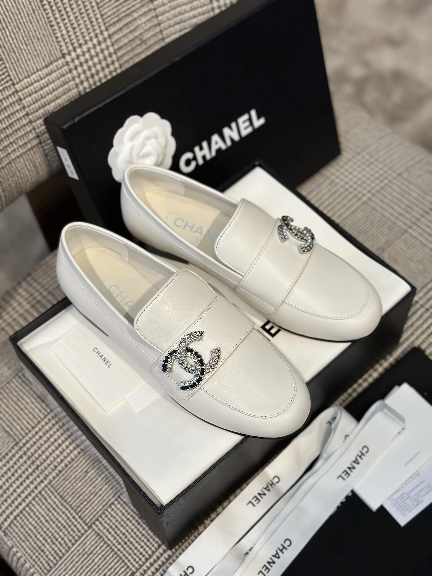 Best Replica Chanel Dupes crystal double c loafers - Colareps