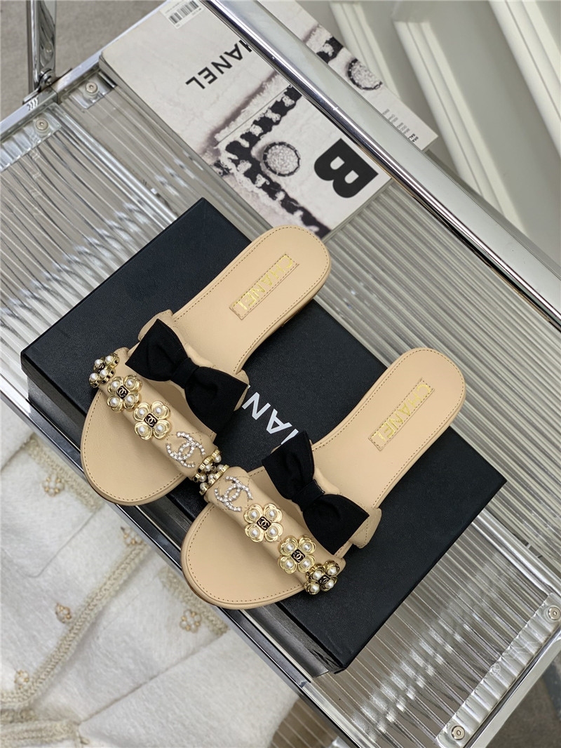 Best Replica chanel sheepskin lozenge slippers - Colareps