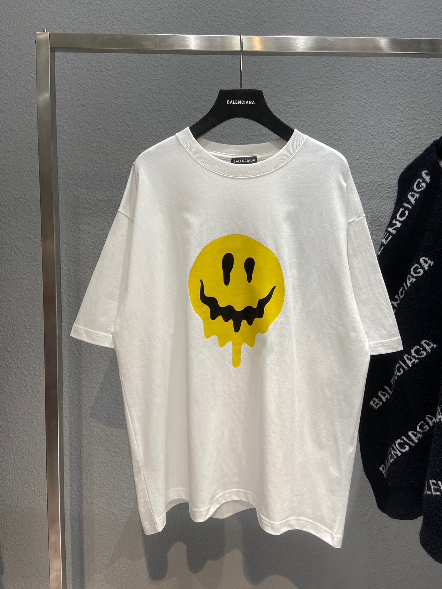 Best Replica Balenciaga T-shirt - Colareps