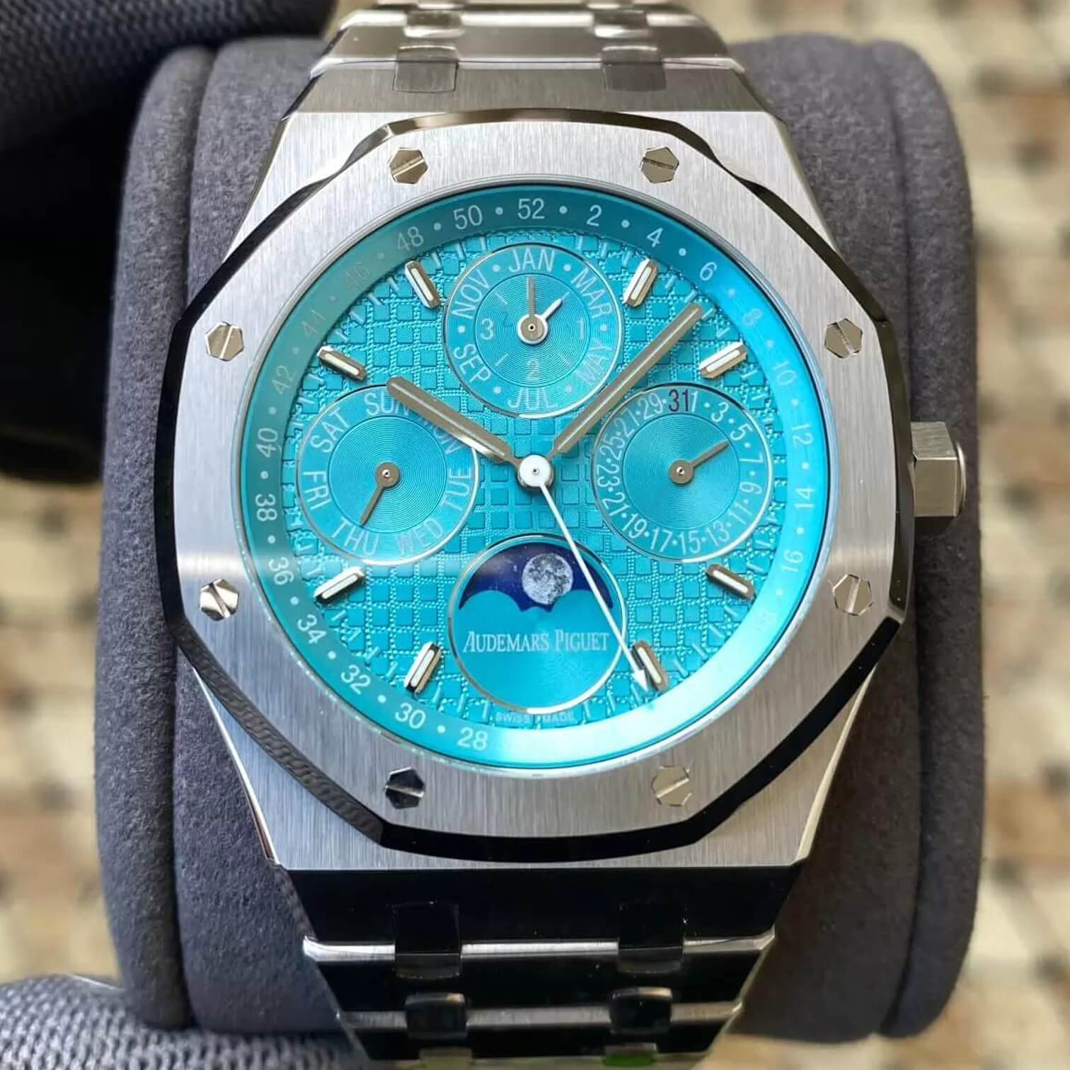 Best Replica Replica Audemars Piguet Royal Oak 26613ST.OO.1220ST.01 1:1 Best Edition APS Factory Cyan Blue Dial - Colareps