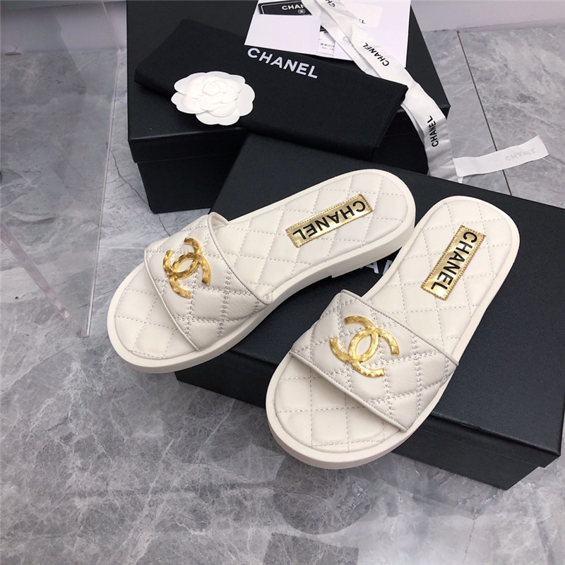 Best Replica Chanel explosion Iogo sandals - Colareps