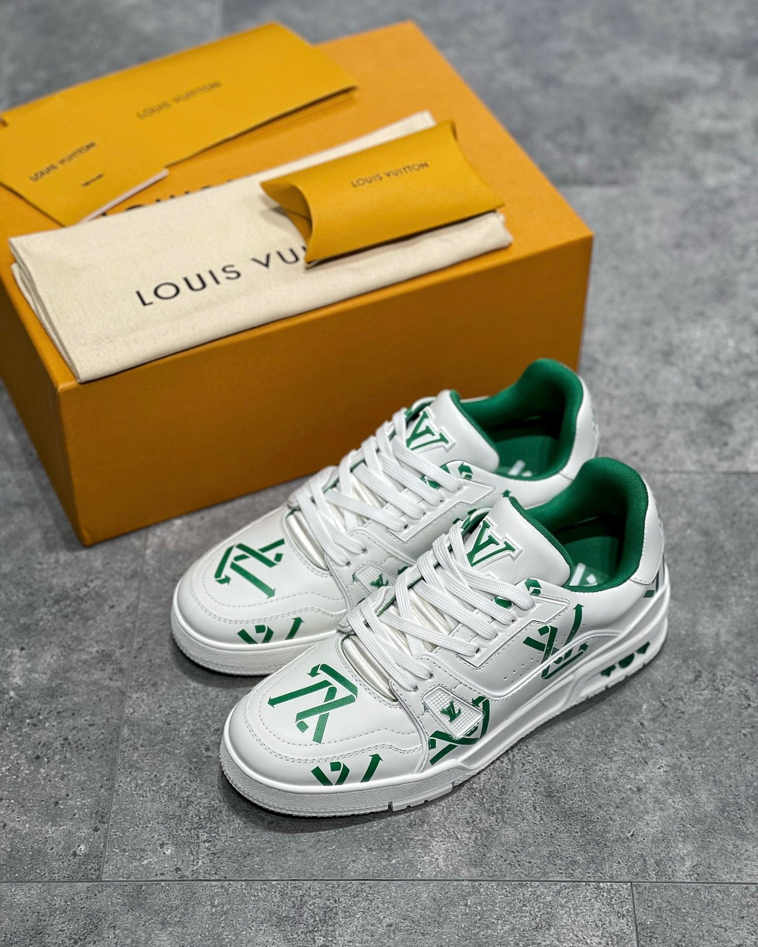 Best Replica Louis Vuitton Sneaker - Colareps