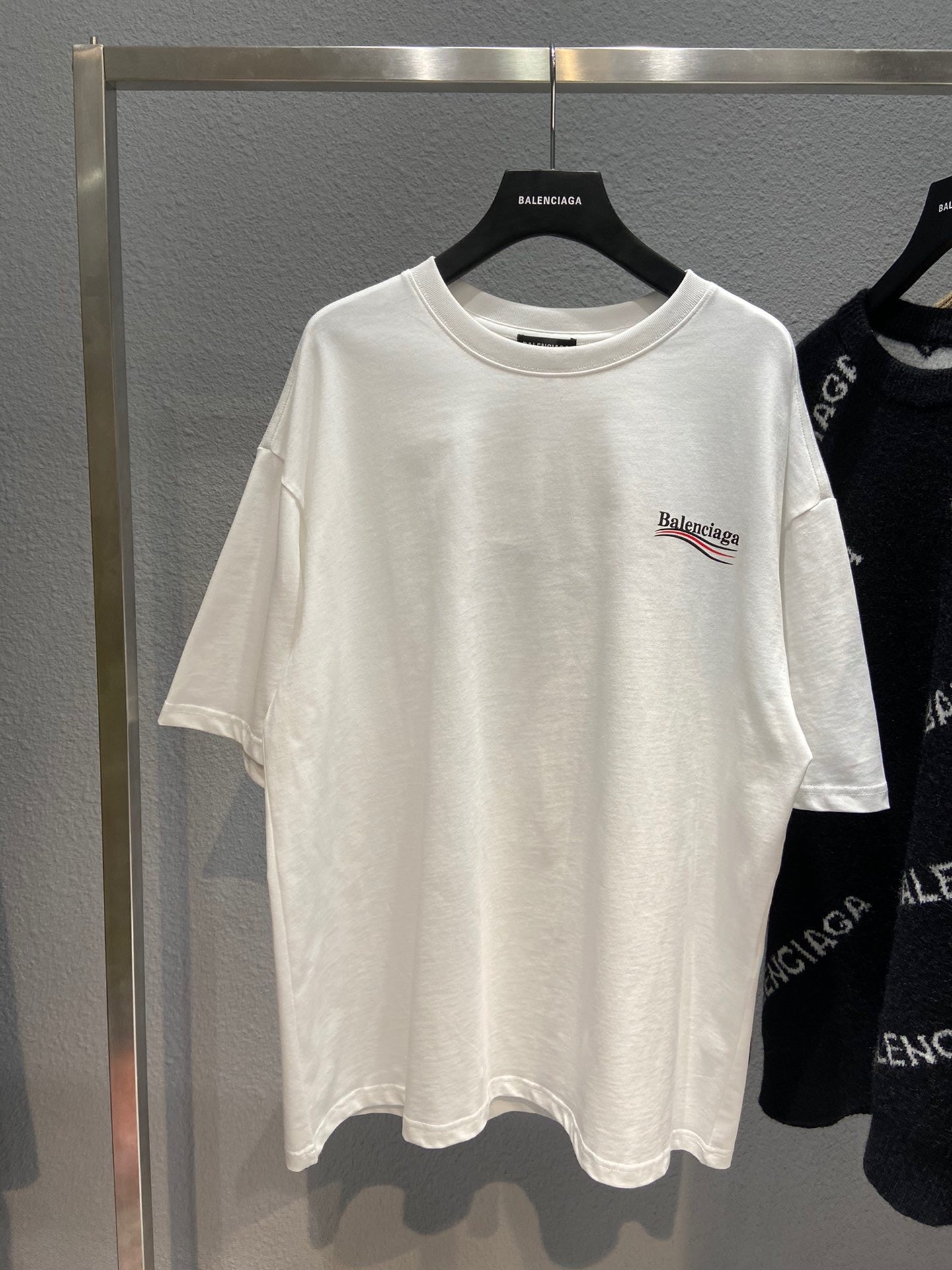 Best Replica Balenciaga T-shirt - Colareps