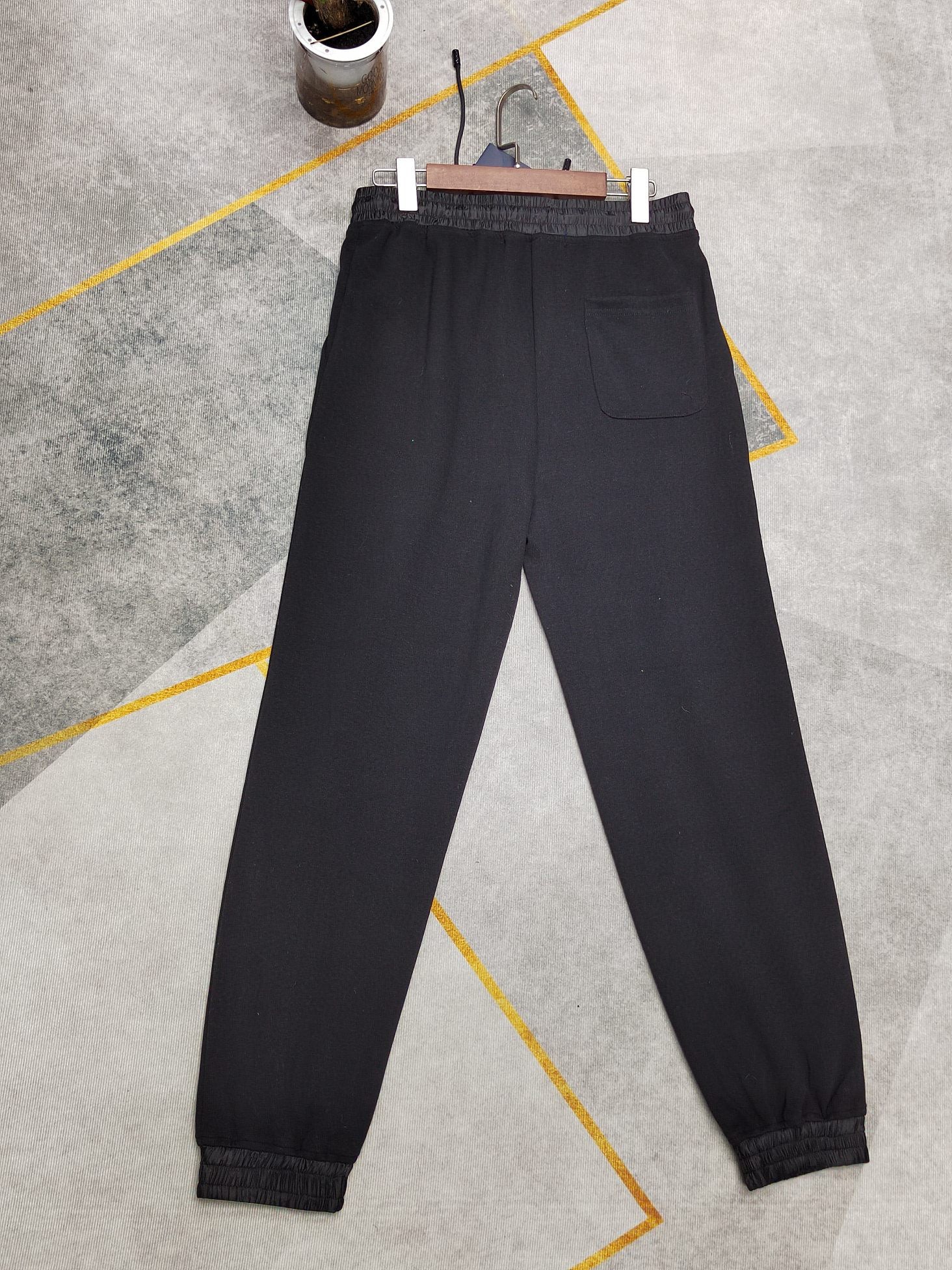 Best Replica Louis Vuitton Sweatpants - Colareps