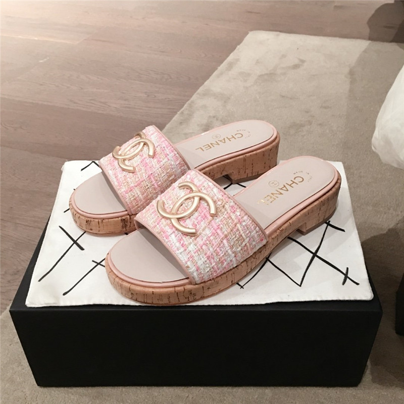 Best Replica Chanel logo slippers sandals - Colareps
