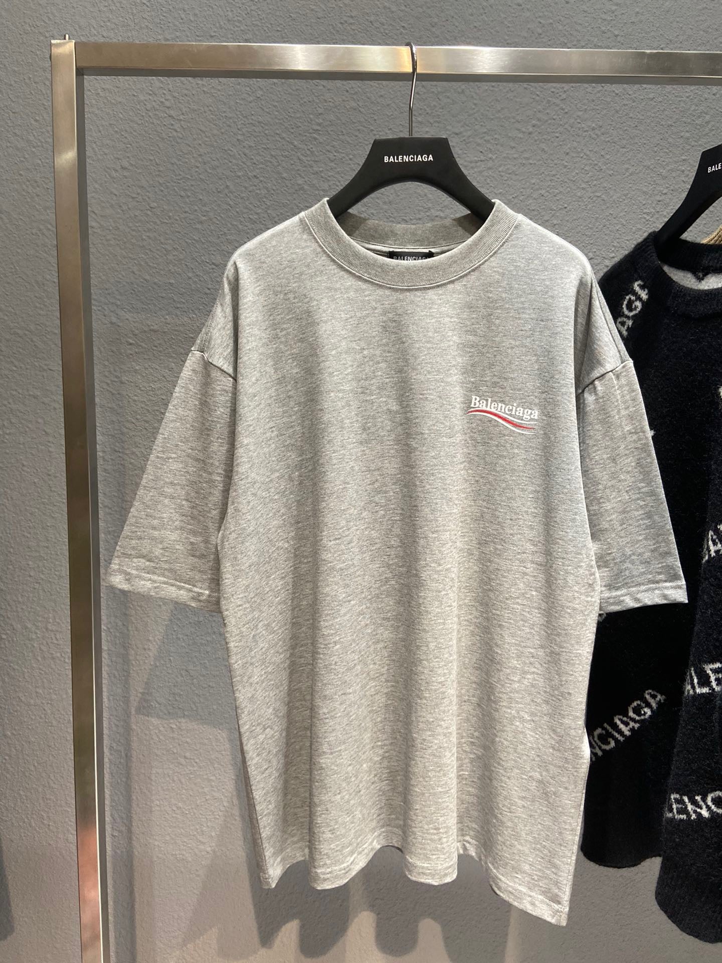 Best Replica Balenciaga T-shirt - Colareps