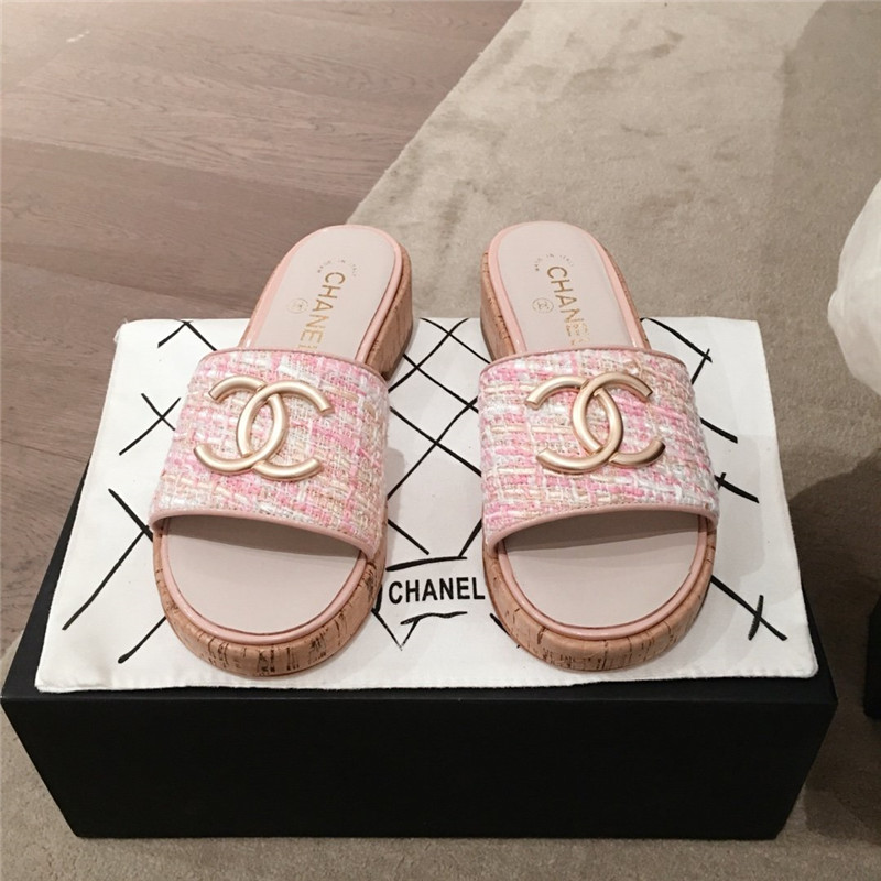 Best Replica Chanel logo slippers sandals - Colareps