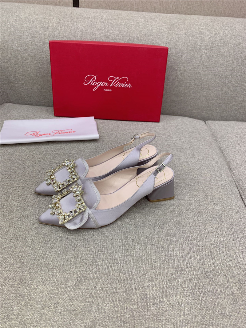 Best Replica Roger vivier classic diamond buckle silk high heel pumps - Colareps