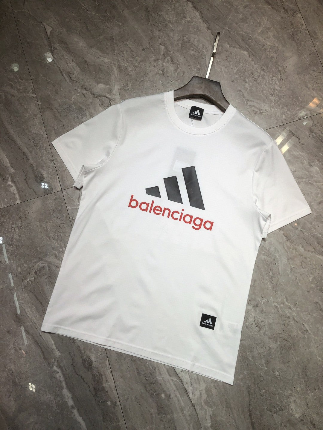 Best Replica Balenciaga T-shirt - Colareps