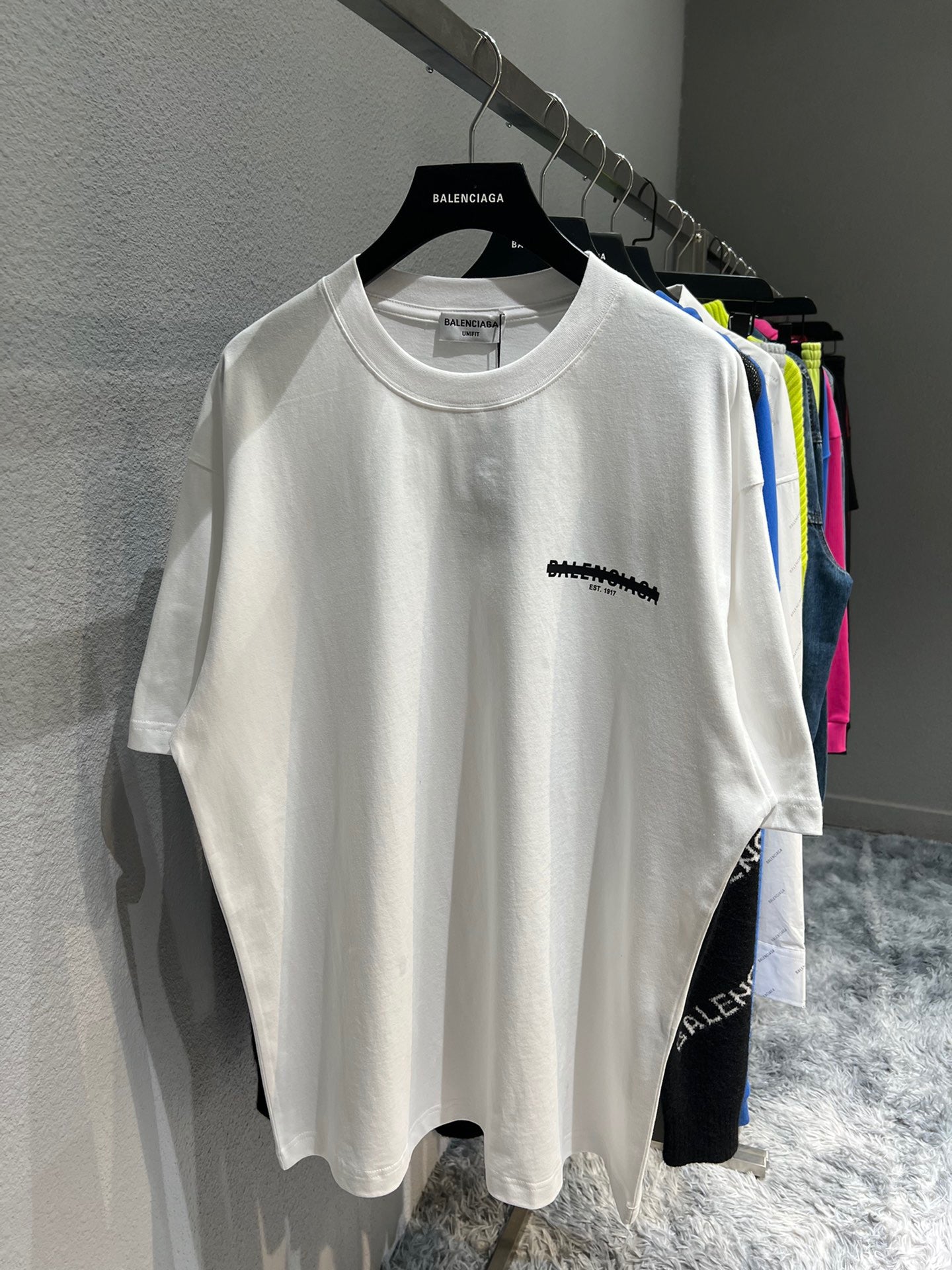 Best Replica Balenciaga T-shirt - Colareps