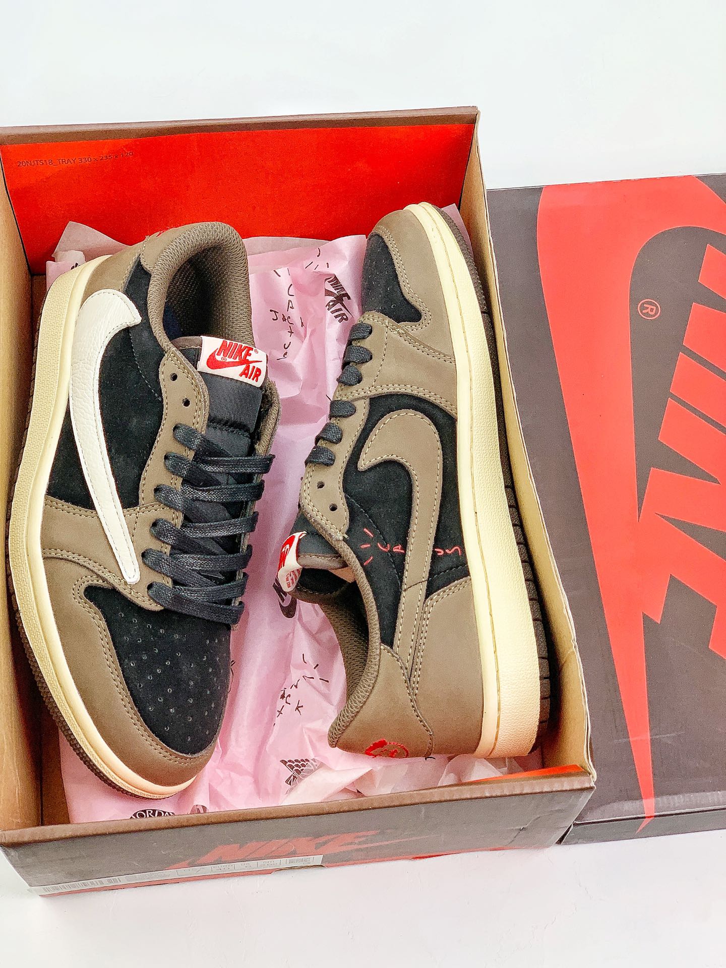 Best Replica Travis Scott X Air Jordan 1 Low Mocha Extended Size - Colareps