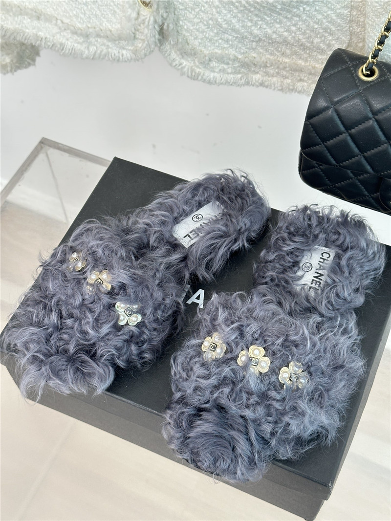Best Replica Chanel new Mier pure wool double C four-leaf clover fur slippers - Colareps