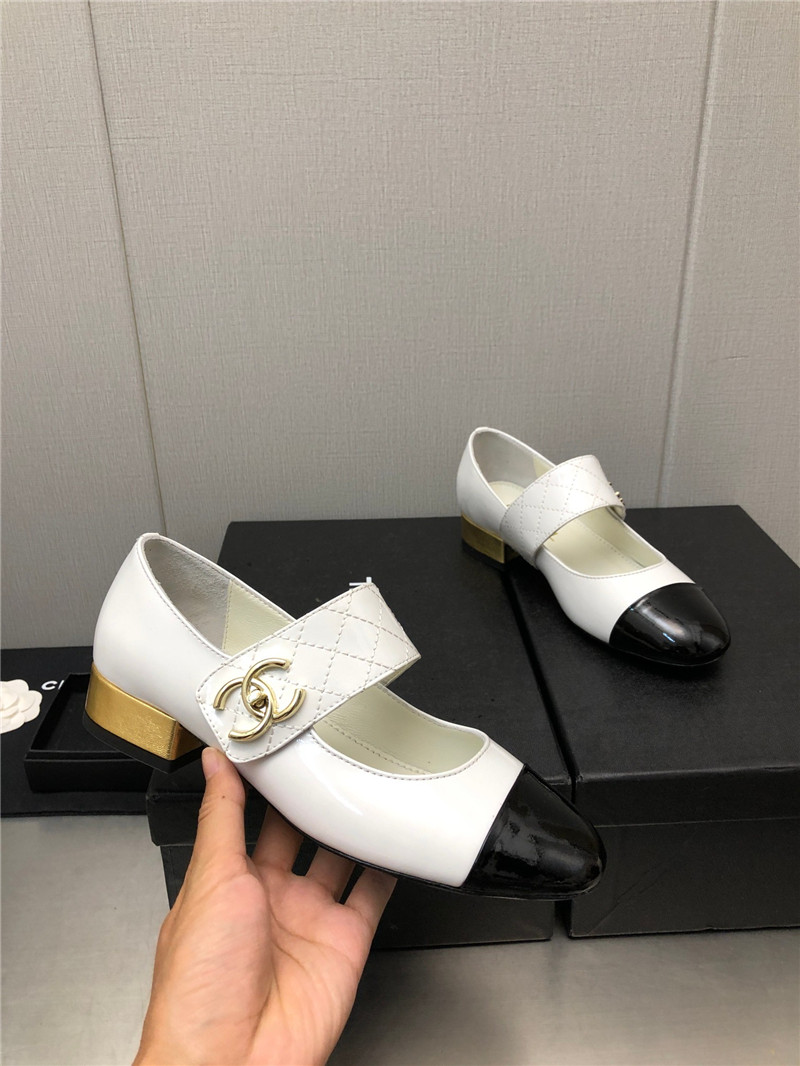 Best Replica Chanel classic color matching elements large logo shoes - Colareps