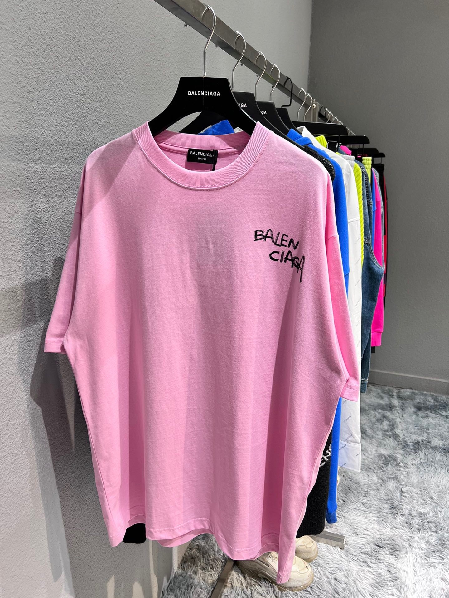 Best Replica Balenciaga T-shirt - Colareps