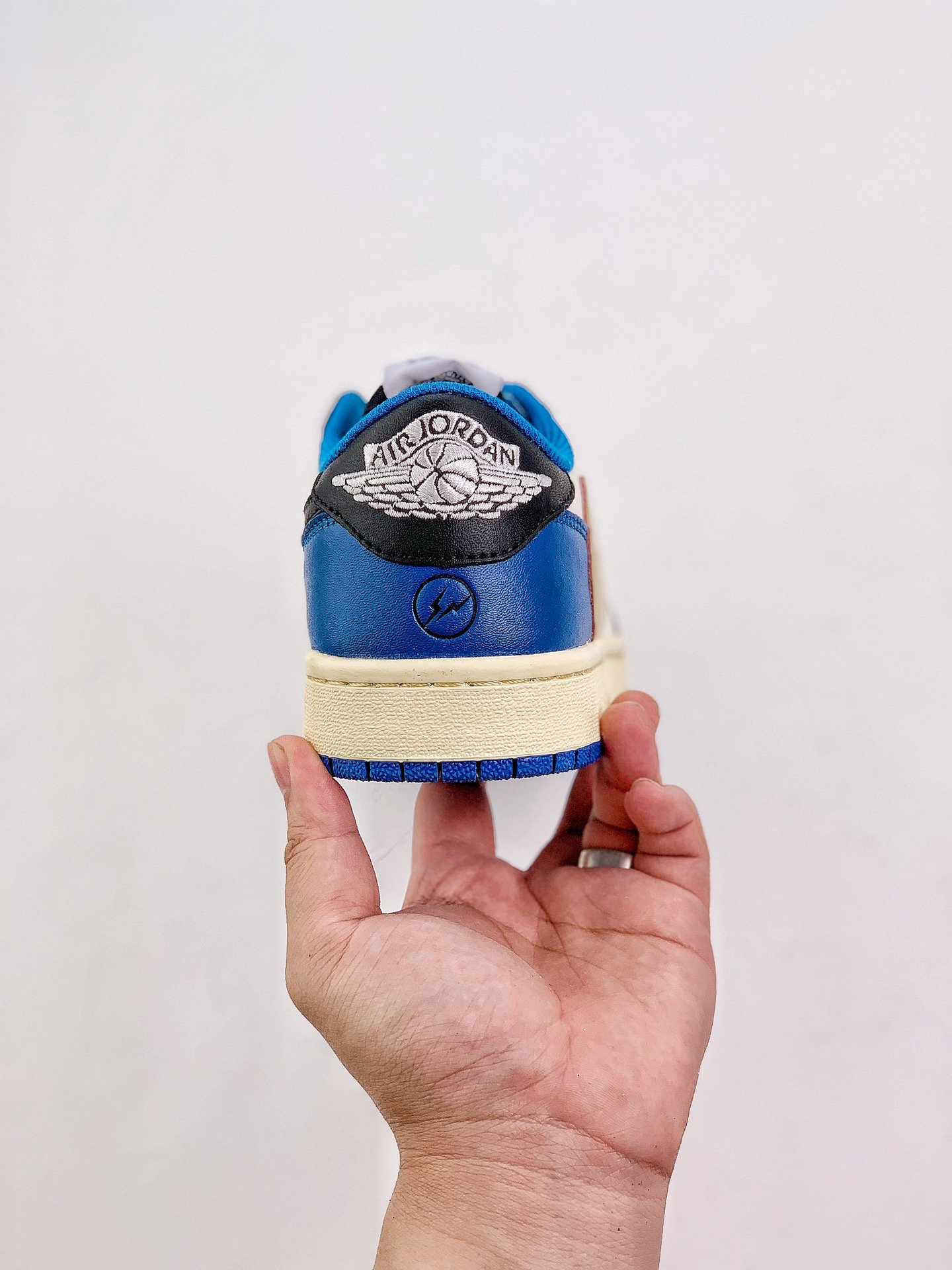 Best Replica Jordan 1 Low fragment design x Travis Scott extended size - Colareps