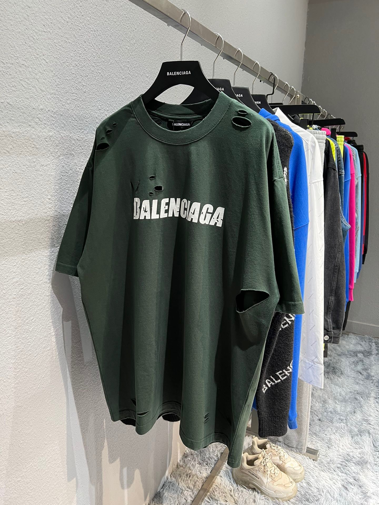 Best Replica Balenciaga T-shirt - Colareps
