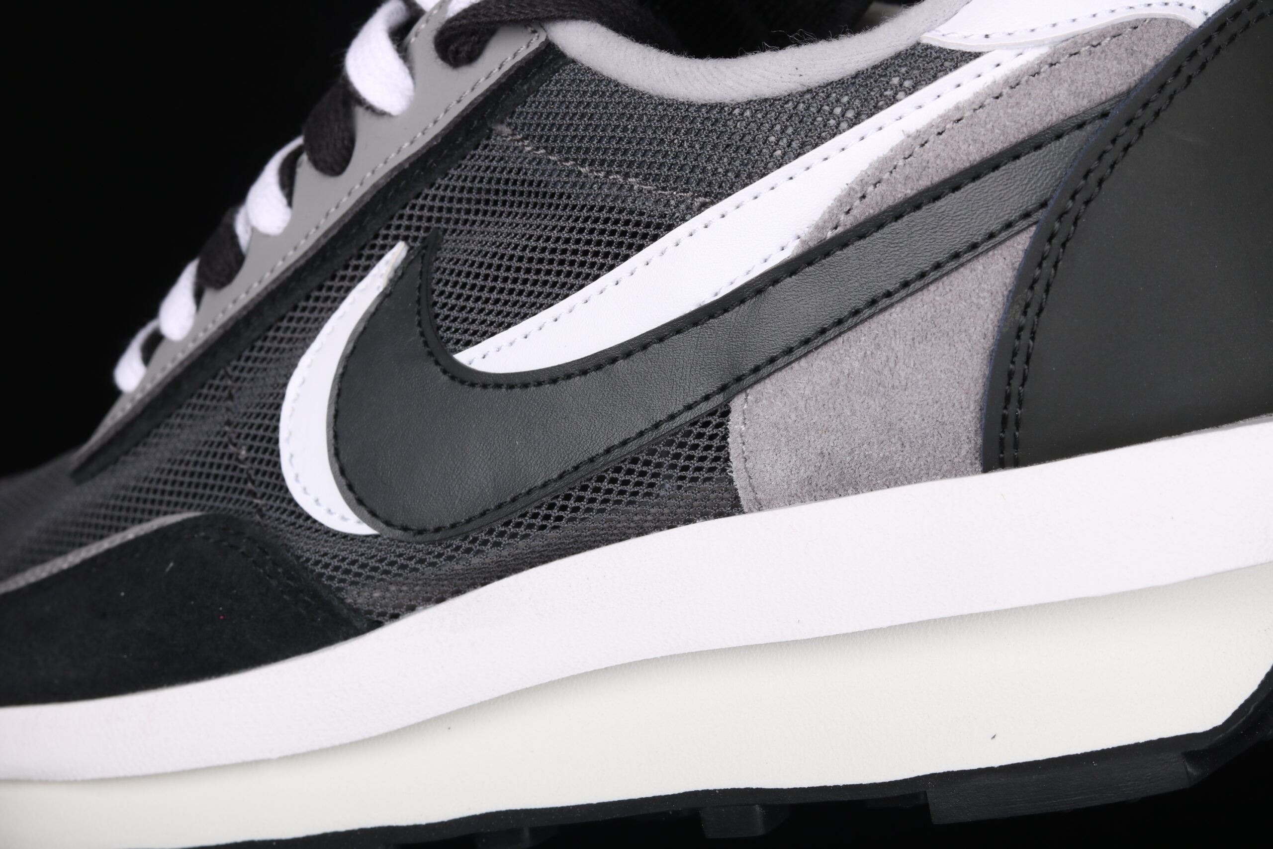 Best Replica Sacai x Nike LD Waffle Black - Colareps