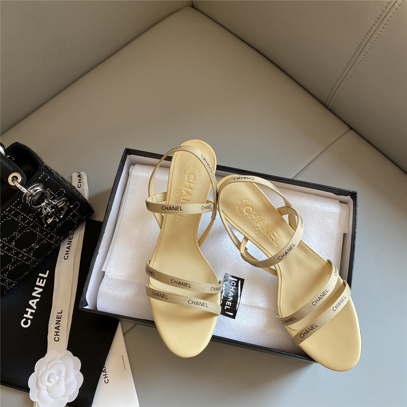 Best Replica Chanel middle-aged series logo strappy high-heeled sandals - Colareps