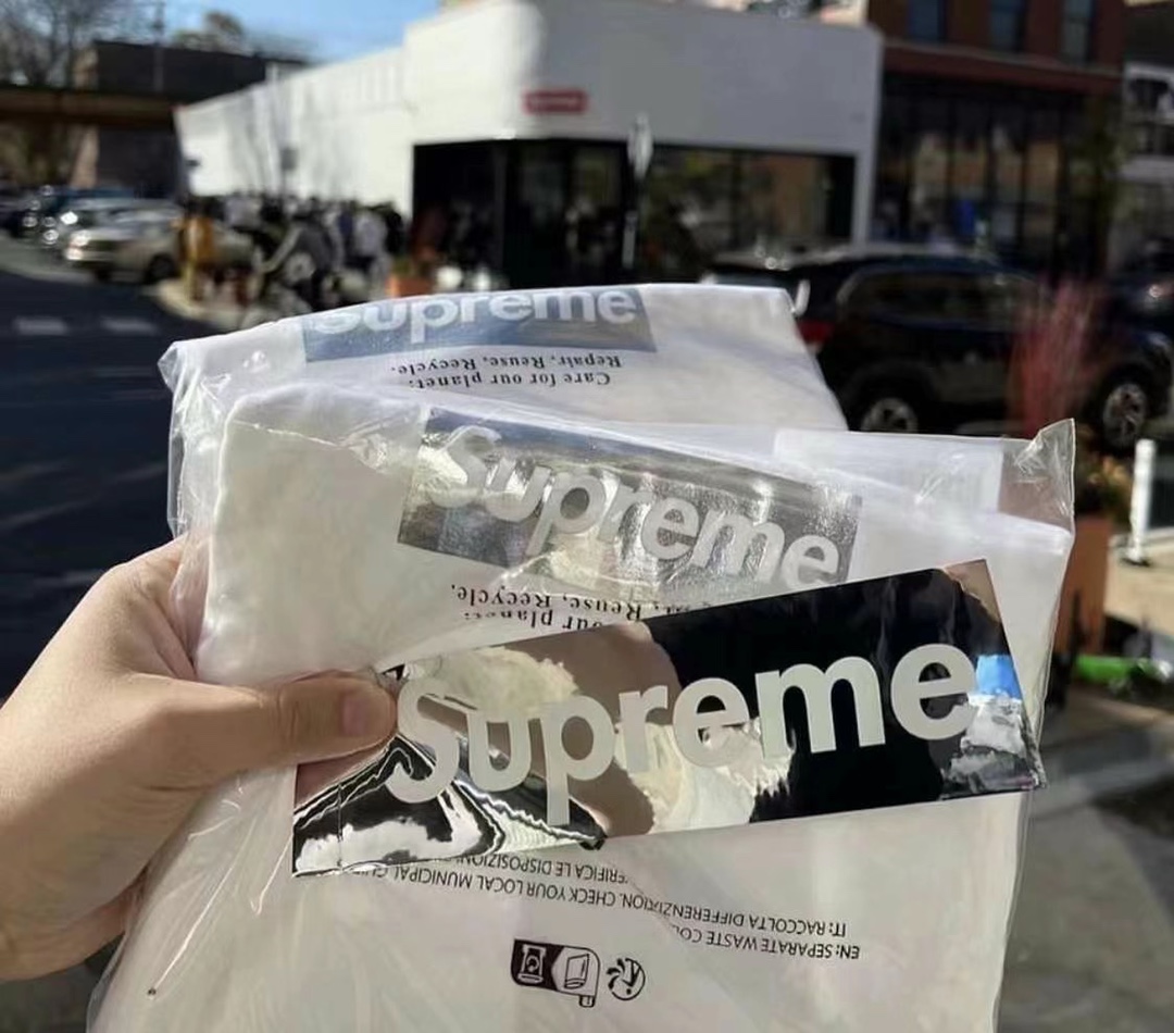 Best Replica SUPREME CHICAGO OPEN LIMITED BOX LOGO TEE - Colareps