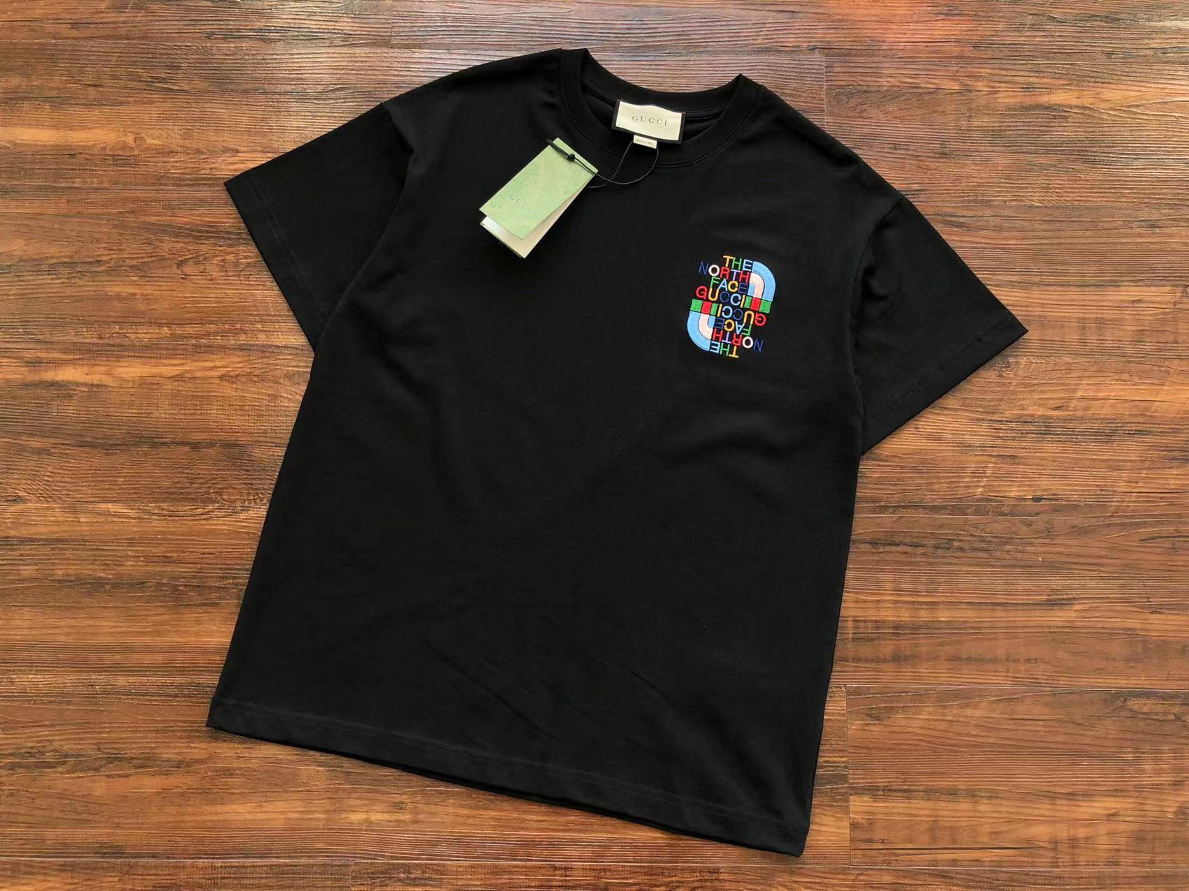 Best Replica Gucci x The North Face T-shirt - Colareps