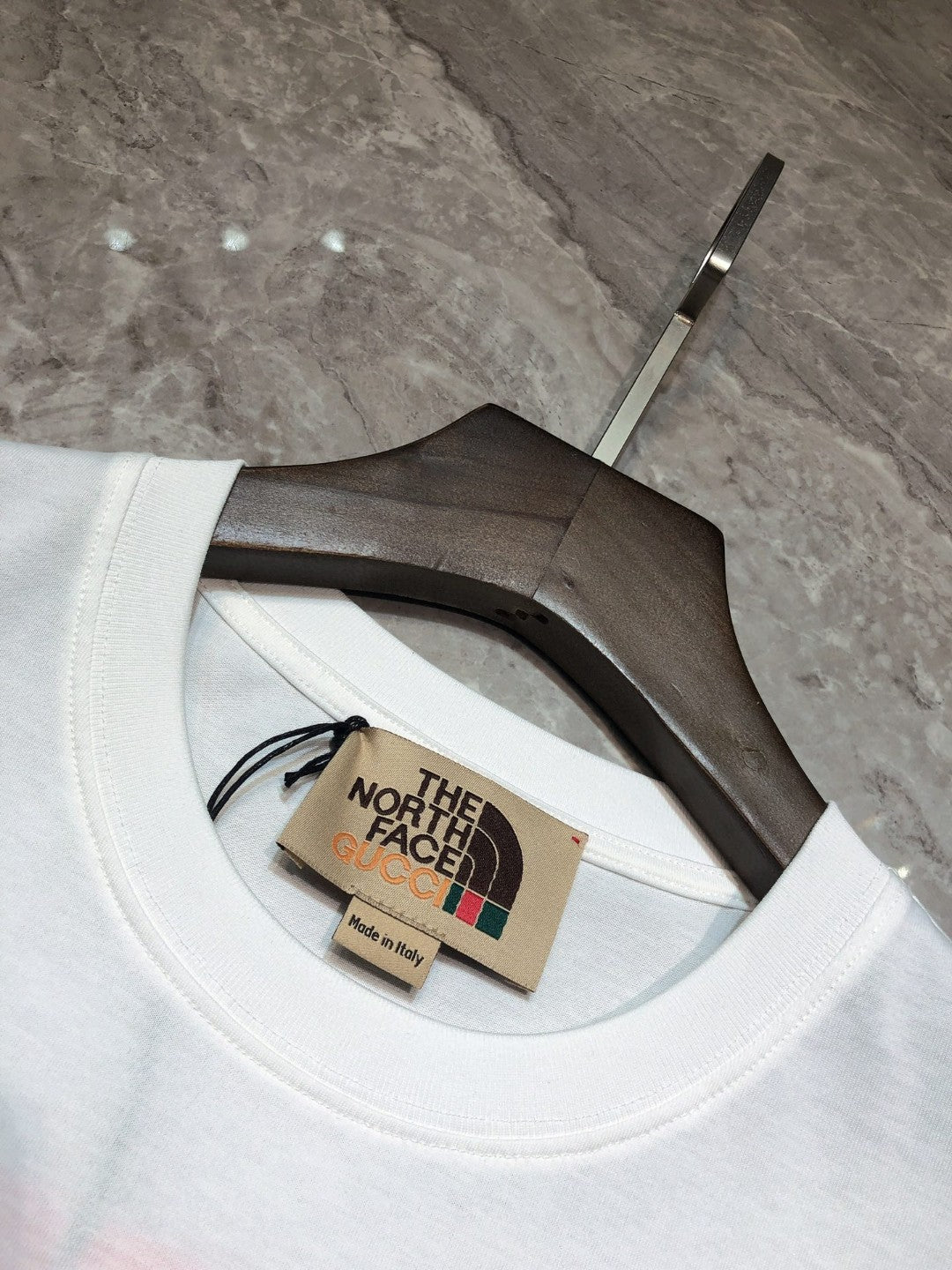 Best Replica Gucci x The North Face T-shirt - Colareps