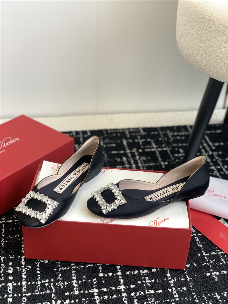 Best Replica Roger vivier hollow silk satin diamond buckle flat shoes - Colareps