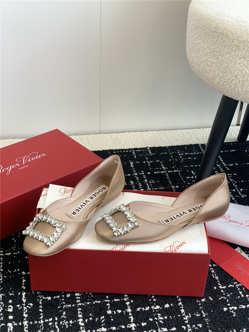Best Replica Roger vivier hollow silk satin diamond buckle flat shoes - Colareps