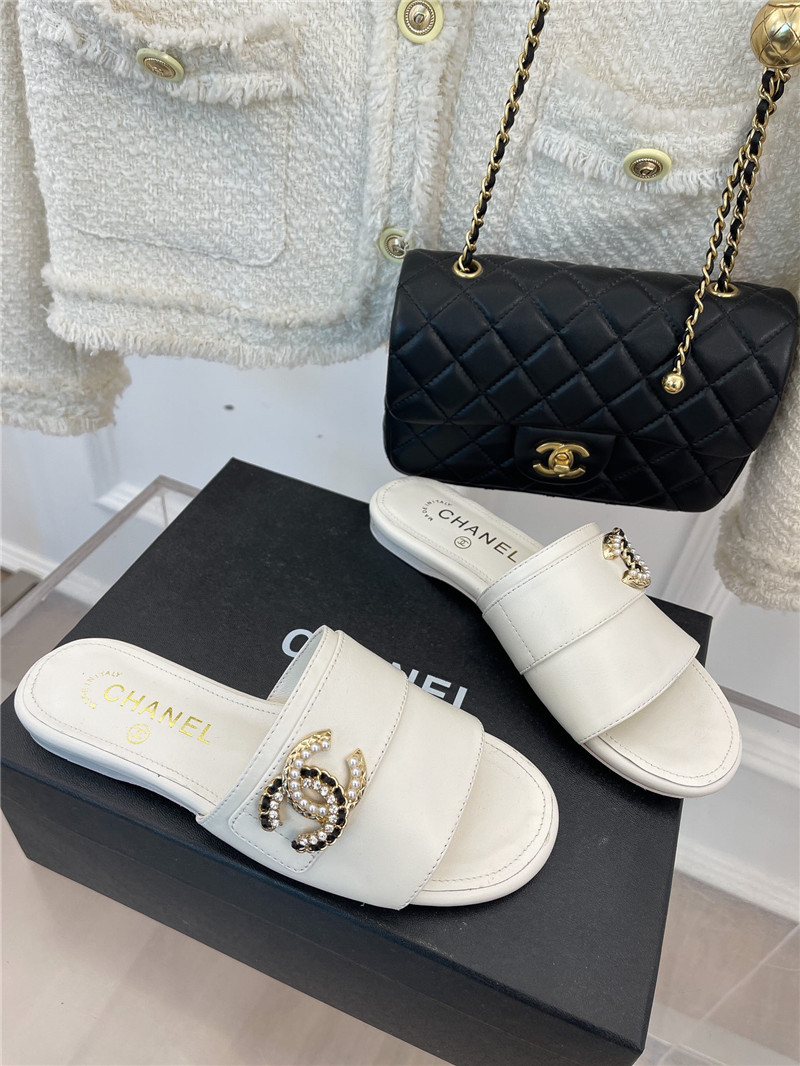 Best Replica chanel CC pearl rhinestone buckle slippers - Colareps