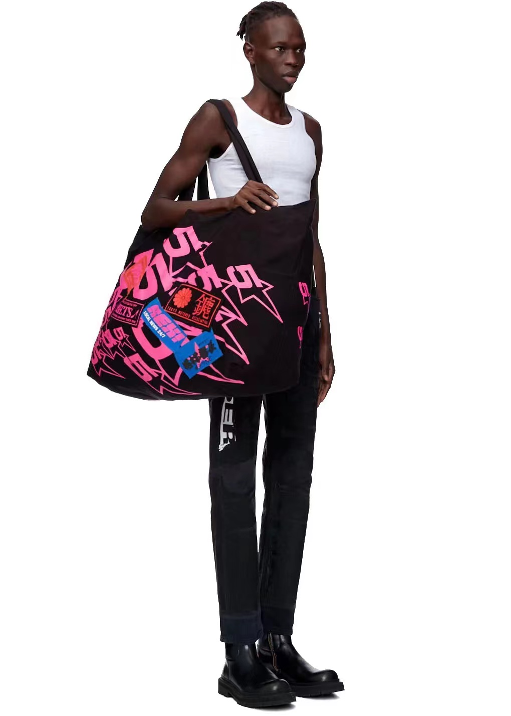 Best Replica Pink letter patch large capacity satchel - Colareps