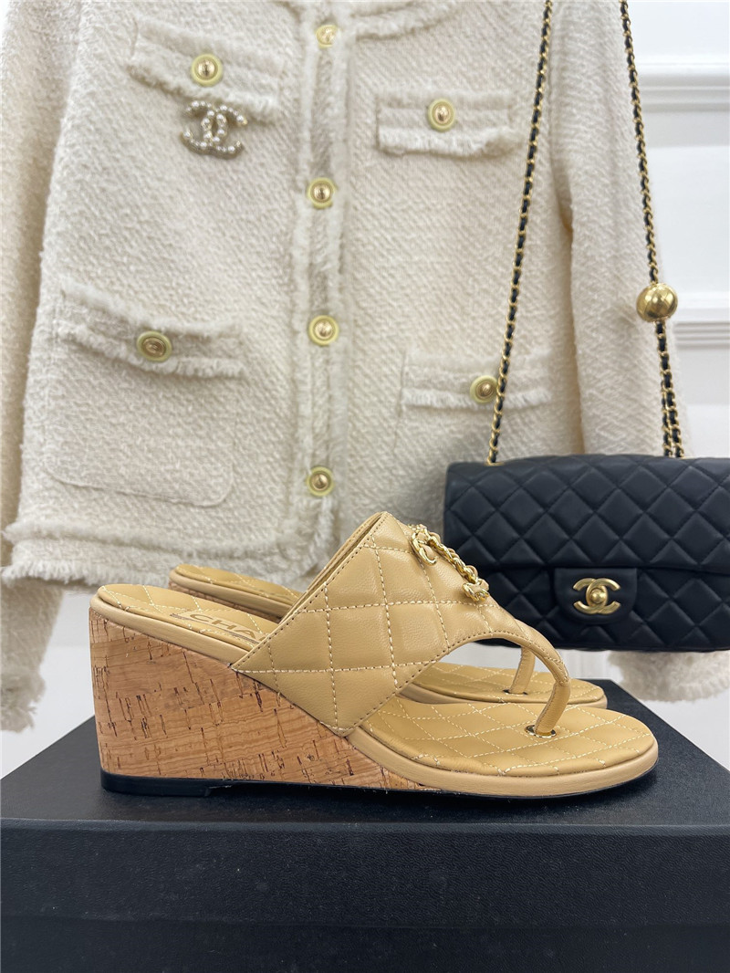 Best Replica chanel rhombus CC logo chain buckle slippers - Colareps