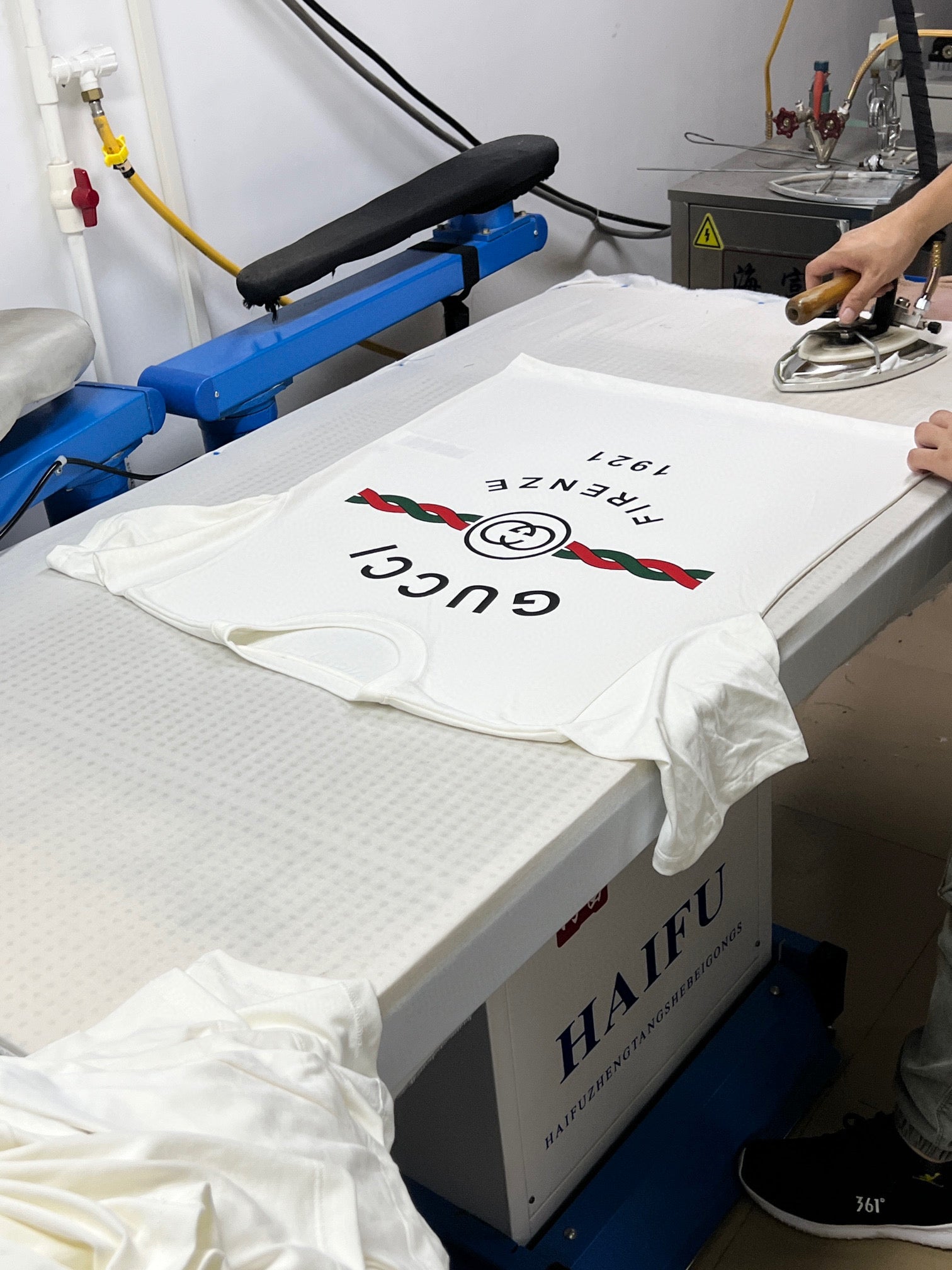 Best Replica Gucci T-shirt - Colareps