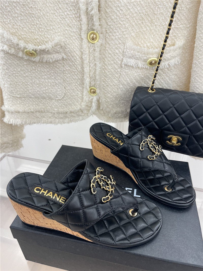 Best Replica chanel rhombus CC logo chain buckle slippers - Colareps