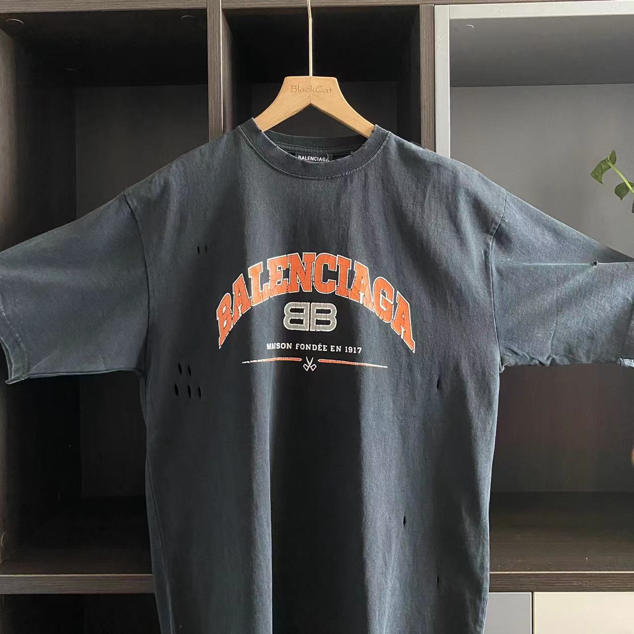 Best Replica Balenciaga T-Shirt - Colareps