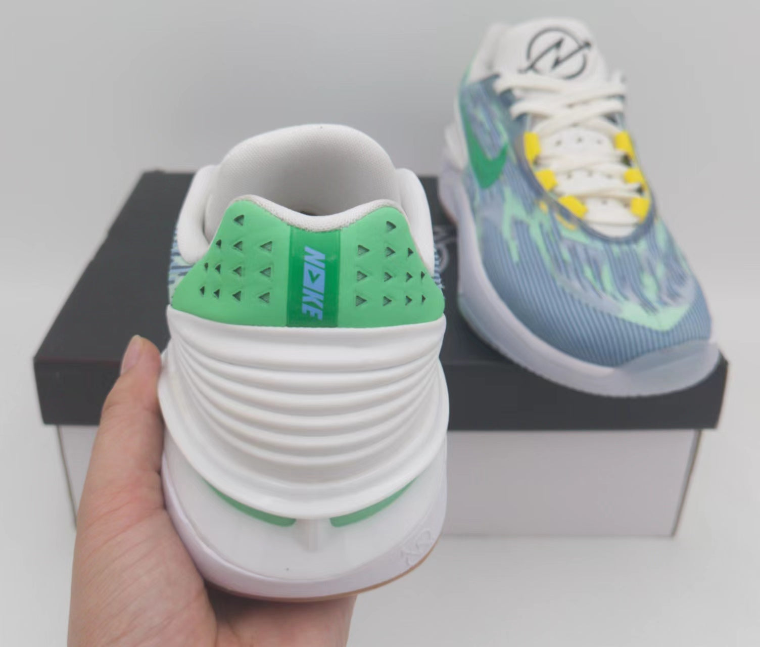 Best Replica NIKE ZOOM GT CUT 2 x BLUE GREEN GUM - Colareps