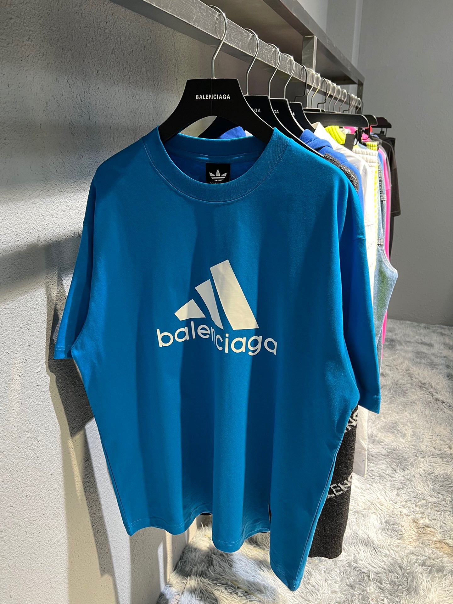 Best Replica Balenciaga T-shirt - Colareps