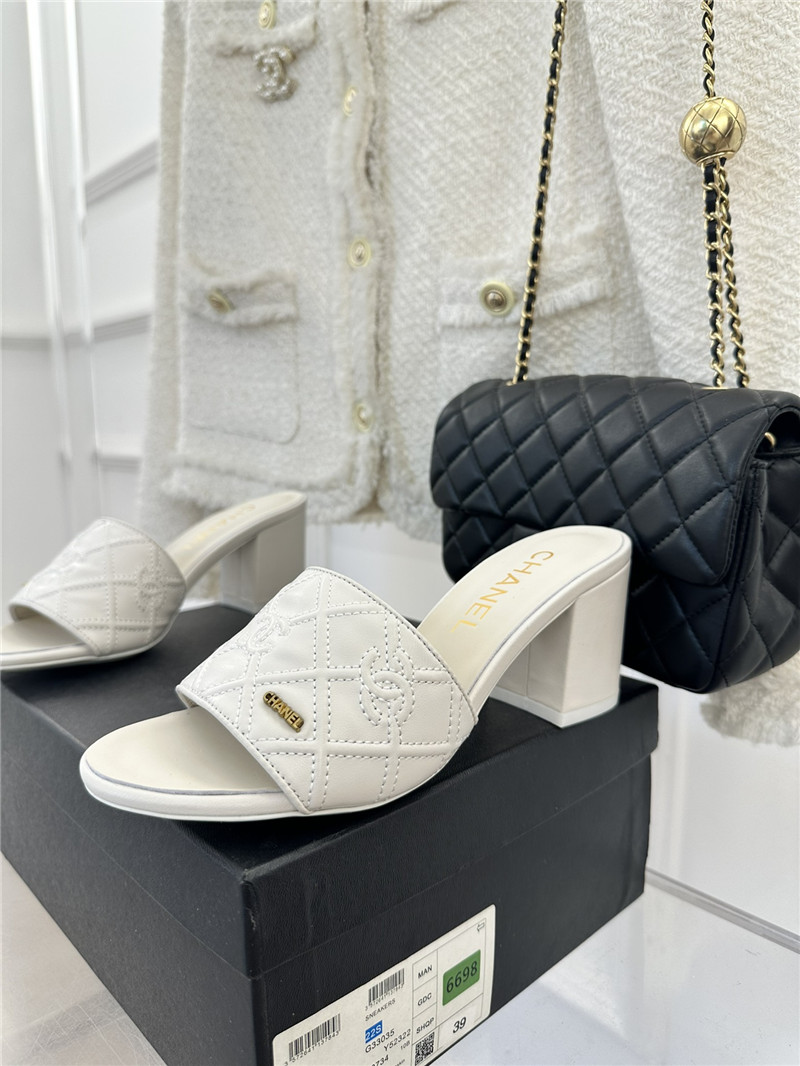 Best Replica chanel rhombus CC logo chunky heel slippers - Colareps