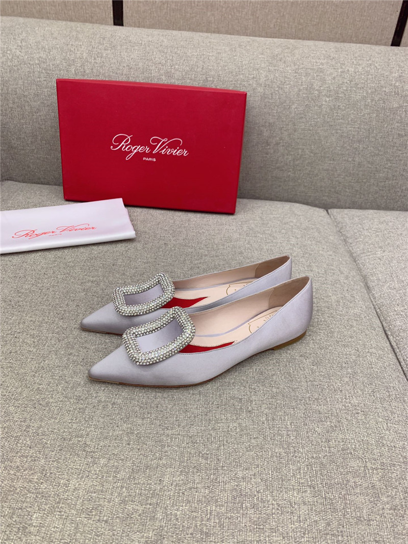 Best Replica Roger vivier classic diamond buckle silk pumps - Colareps