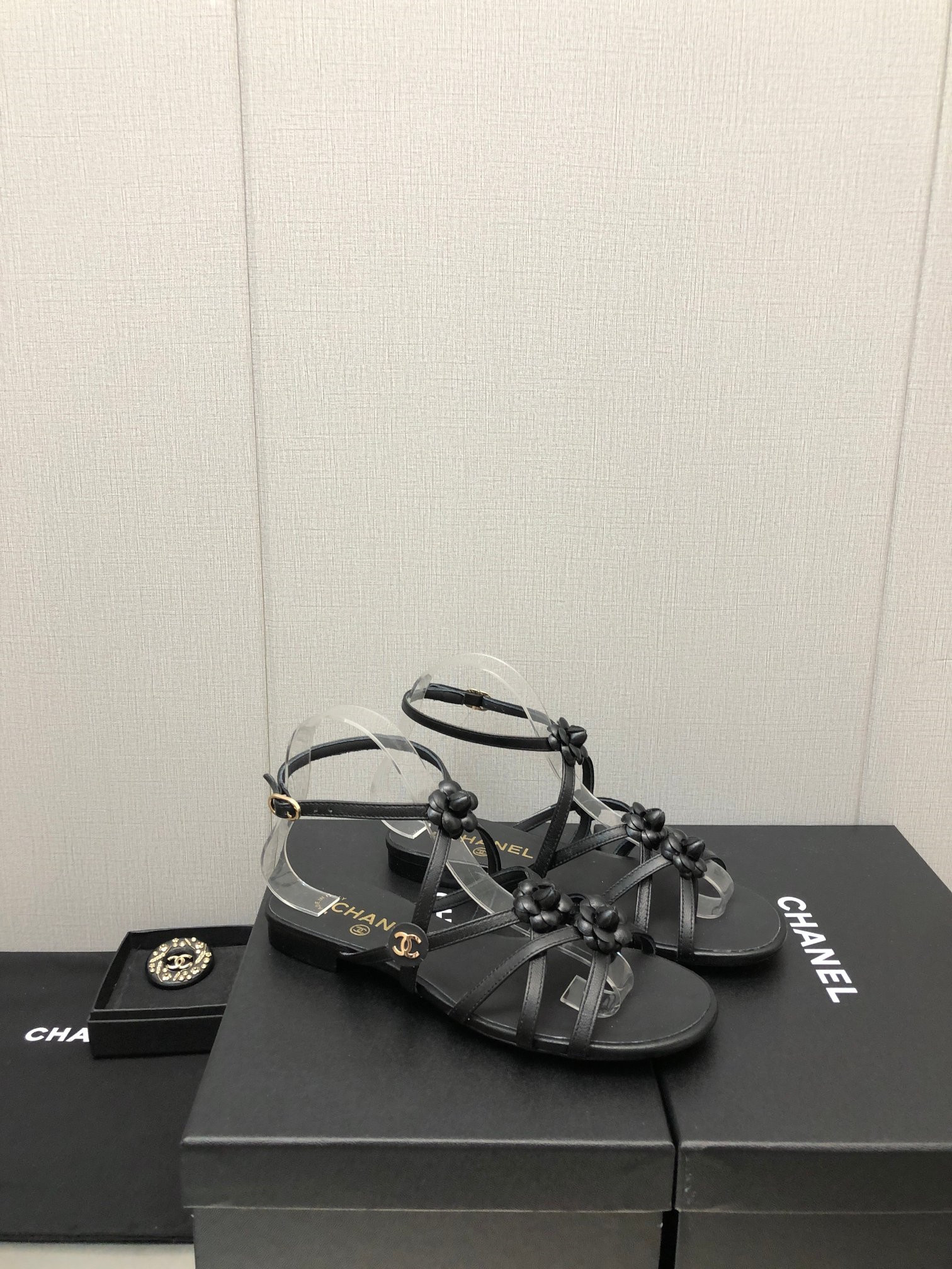 Best Replica chanel classic chain accessories flower sandals - Colareps