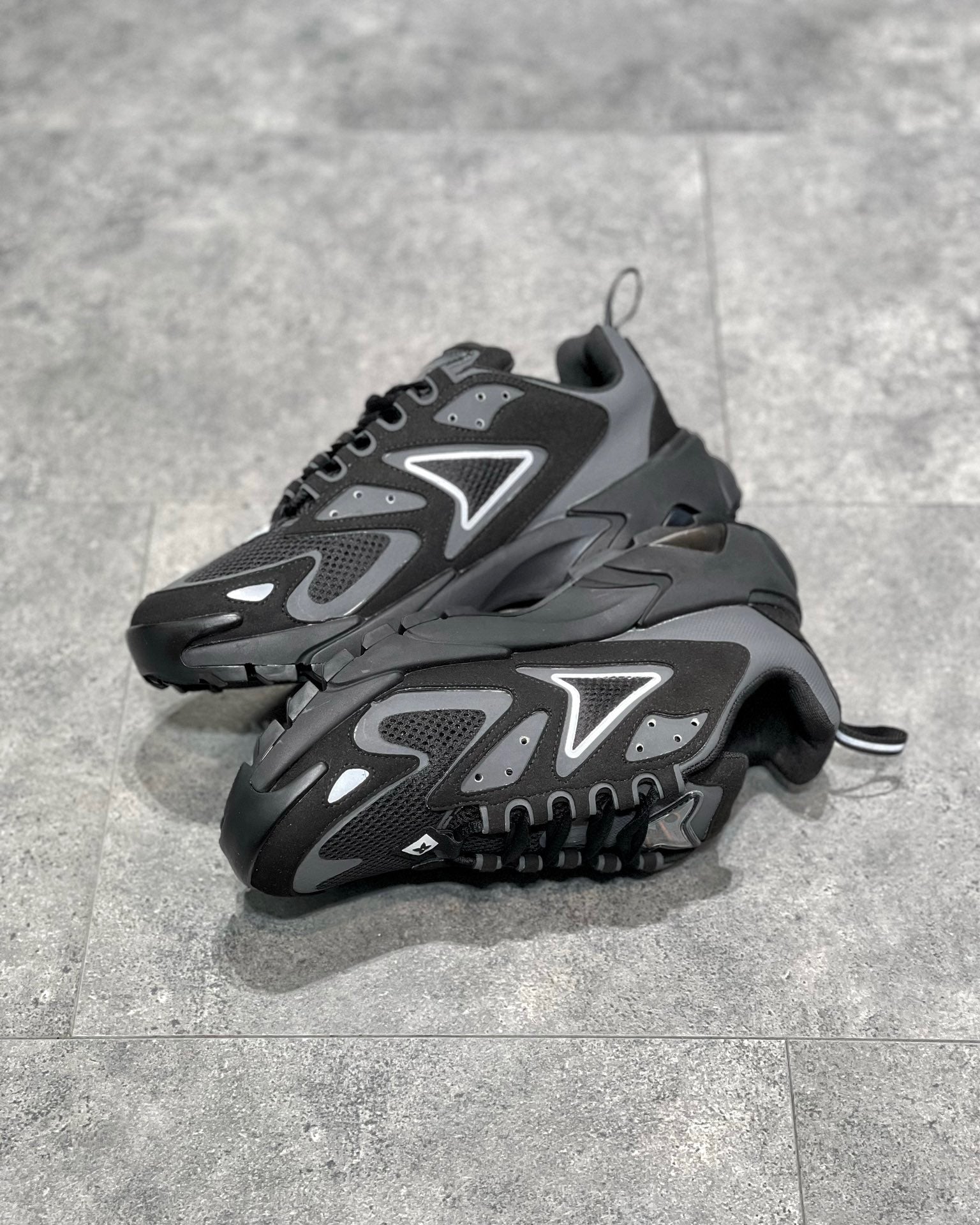 Best Replica Louis Vuitton Runner Tatic Sneaker - Colareps