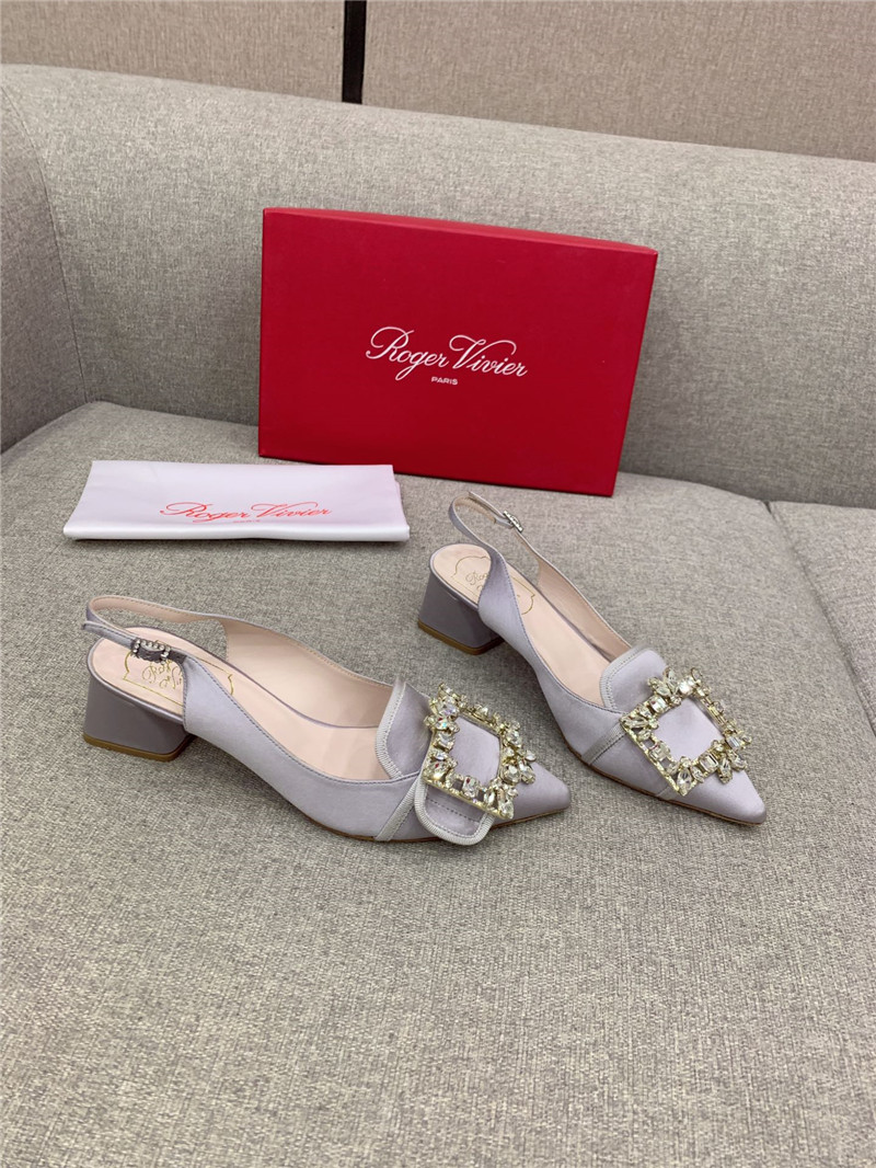 Best Replica Roger vivier classic diamond buckle silk high heel pumps - Colareps