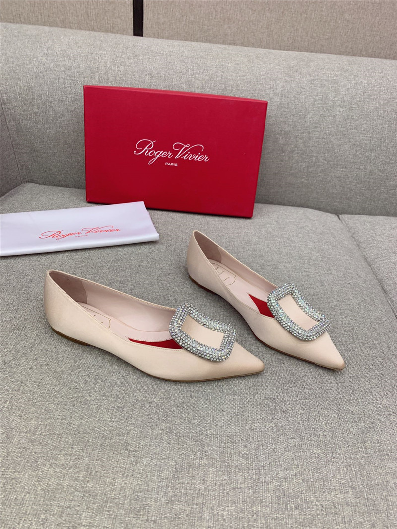 Best Replica Roger vivier classic diamond buckle silk pumps - Colareps